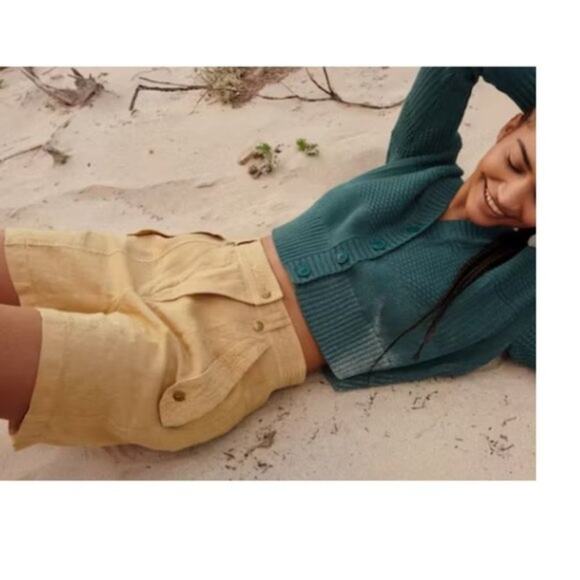 Wrap London Women's Golden Sand High-waisted Flap-pocket Shorts Size 4 - Picture 13 of 16